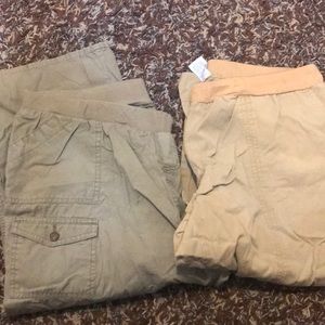 2 pairs maternity capris